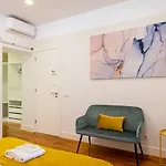 Pensión Hola 4*