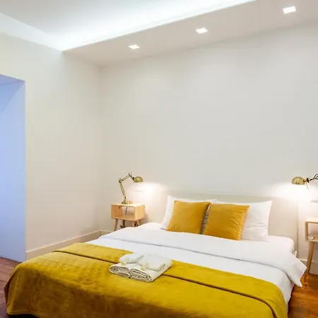 Casa de hóspedes Hola 4*