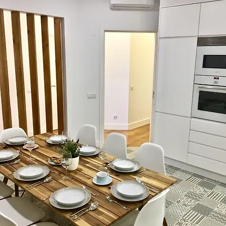 ゲストハウス Hola リスボン