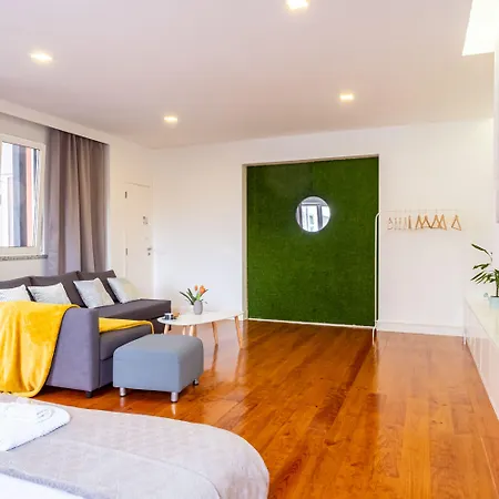 Hola 게스트하우스 4*