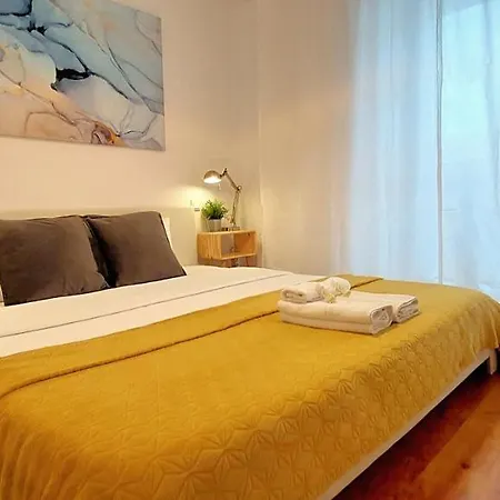 Guest house Hola
