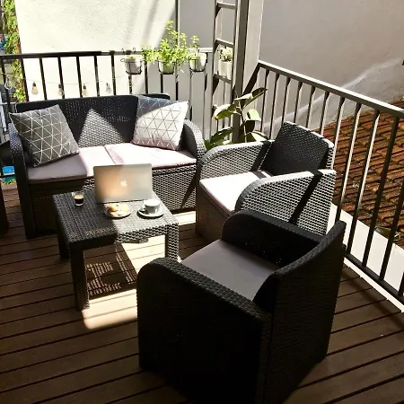 Hola Guest house 4*